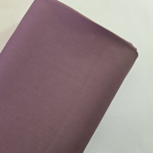 پارچه کرپ مازراتی درجه یک رنگ بنفش سوسنی مناسب مانتو، کت و لباس مجلسی